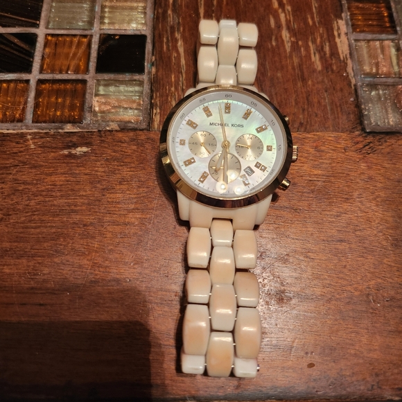 Michael Kors watch - Picture 5 of 5